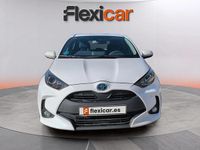 Usado Toyota Yaris Hybrid Business Edition 116 CV (85 kW) 2021 Blanco Utilitario
