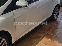 Usado Ford Focus Trend 95 CV (69 kW) 2015 Blanco Berlina
