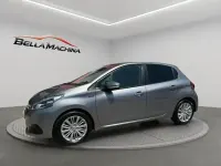 Usado Peugeot 208 Signature Sky 82 CV (60 kW) 2019 Gris / plata Utilitario