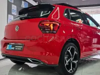 Usado VW Polo Beats 115 CV (84 kW) 2019 Rojo Utilitario
