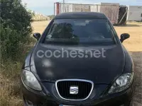 Usado Seat Leon Reference 105 CV (77 kW) 2006 Negro Utilitario