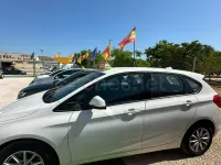 Usado BMW 218 Active Tourer Comfort Edition 150 CV (110 kW) 2014 Blanco Monovolumen