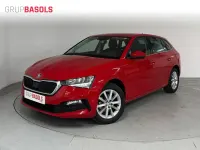 Usado Skoda Scala Ambition 110 CV (80 kW) 2021 Rojo Utilitario