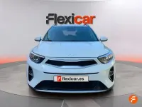 Usado Kia Stonic 84 CV (61 kW) 2022 Blanco SUV