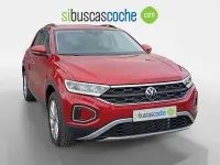 Usado VW T-Roc Life 150 CV (110 kW) 2024 Rojo SUV