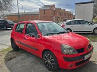Usado Renault Clio II Dynamique 105 CV (77 kW) 2005 Rojo Berlina