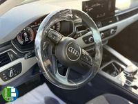 Usado Audi A4 Advanced Plus 204 CV (150 kW) 2022 Gris / plata Berlina
