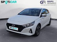 Usado Hyundai i20 100 CV (73 kW) 2021 Blanco Berlina