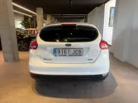Usado Ford Focus Titanium 125 CV (91 kW) 2015 Blanco Berlina
