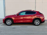 Usado Alfa Romeo Stelvio Executive 180 CV (132 kW) 2018 Rojo SUV