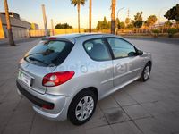 Usado Peugeot 206 60 CV (44 kW) 2010 Gris / plata Berlina
