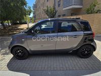 Usado Smart ForFour Passion 90 CV (66 kW) 2016 Gris / plata Utilitario