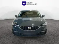 Usado Seat Leon Style 116 CV (85 kW) 2025 Gris Berlina