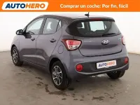 Usado Hyundai i10 66 CV (48 kW) 2017 Gris / plata Utilitario