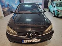 Usado Renault Laguna GrandTour Initiale 210 CV (154 kW) 2005 Verde Familiar