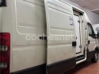 Usado Iveco Daily 140 CV (102 kW) 2009 Blanco Recogida