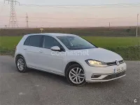 Usado VW Golf VII Advance 125 CV (91 kW) 2017 Blanco Berlina