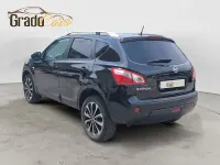 Usado Nissan Qashqai Tekna 150 CV (110 kW) 2011 Negro SUV