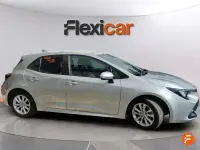 Usado Toyota Corolla Active 140 CV (102 kW) 2024 Gris Berlina