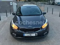 Usado Kia Ceed 100 CV (73 kW) 2015 Gris / plata Utilitario