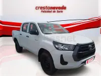 Usado Toyota HiLux 150 CV (110 kW) 2021 Blanco Pickup/Camioneta