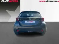 Usado Toyota Yaris Hybrid Active 116 CV (85 kW) 2025