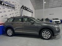 Usado VW Touareg 231 CV (169 kW) 2019 Gris / plata SUV