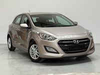 Usado Hyundai i30 Blackline 110 CV (80 kW) 2016 Beige Berlina