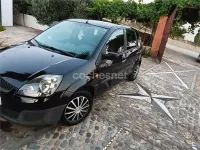 Usado Ford Fiesta Ambiente 68 CV (50 kW) 2008 Negro Utilitario