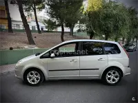 Usado Ford C-MAX Ghia 115 CV (84 kW) 2009 Gris / plata Monovolumen