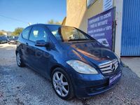 Usado Mercedes A180 Avantgarde 109 CV (80 kW) 2010 Azul Berlina