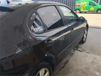 Usado Seat Leon Stella 105 CV (77 kW) 2006 Negro Utilitario