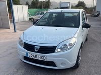 Usado Dacia Sandero 75 HP (55 kW) 2012 Branco Citadino