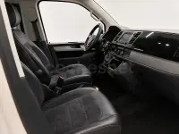 Usado VW Multivan Highline 204 CV (150 kW) 2018 Blanco Monovolumen