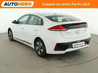 Usado Hyundai Ioniq Classic 141 CV (103 kW) 2017 Blanco Utilitario