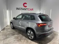 Usado Skoda Karoq Selection 110 CV (80 kW) 2023 Gris / plata SUV