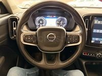 Begagnad Volvo XC40 Core 211 HK (155 kW) 2022 Svart SUV