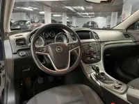 Usado Opel Insignia Cosmo 131 CV (96 kW) 2012 Azul Familiar