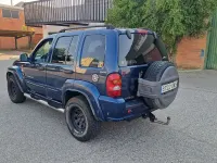 Usado Jeep Cherokee Sport 143 CV (105 kW) 2001 Azul SUV
