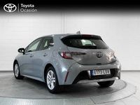 Usado Toyota Corolla Active 122 CV (89 kW) 2021 Gris / plata Berlina
