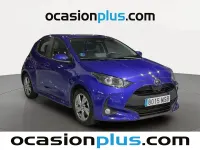 Usado Toyota Yaris Active 116 CV (85 kW) 2024 Azul Utilitario