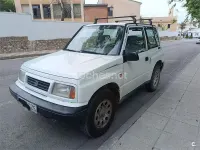 Usado Suzuki Vitara 90 CV (66 kW) 2004 Blanco SUV