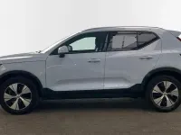 Usado Volvo XC40 Core 197 CV (144 kW) 2025 Azul SUV