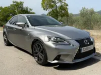 Usado Lexus IS300h Sport Line 223 CV (164 kW) 2013 Gris / plata Berlina