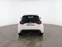 Usado Toyota Yaris Hybrid Style 120 CV (88 kW) 2022 Blanco Berlina