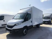 Usado Iveco Daily 160 CV (117 kW) 2023 Blanco Van