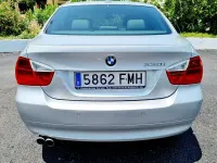 Usado BMW 330 258 CV (189 kW) 2007 Gris / plata Berlina