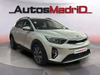 Usado Kia Stonic 121 CV (88 kW) 2021 Blanco SUV