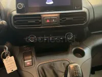 Usado Citroën Berlingo Live 102 CV (75 kW) 2021 Blanco Monovolumen