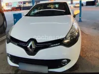 Usado Renault Clio IV Dynamique 90 CV (66 kW) 2013 Blanco Berlina